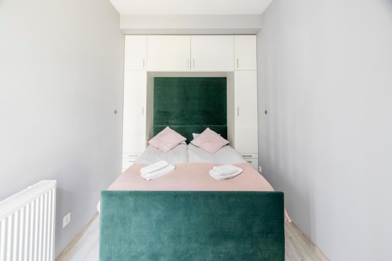 Apartamenty Stare Zoo Zajezdnia Poznan Bagian luar foto