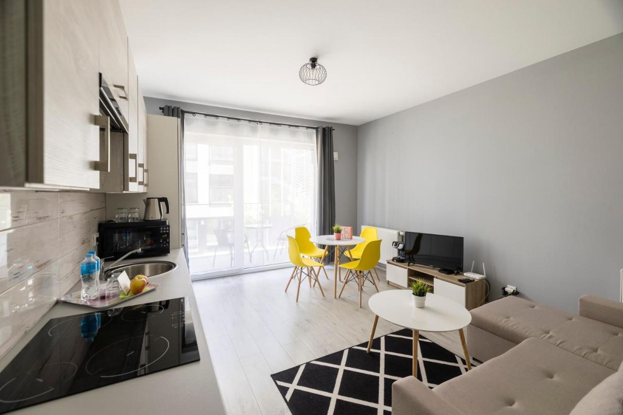 Apartamenty Stare Zoo Zajezdnia Poznan Bagian luar foto