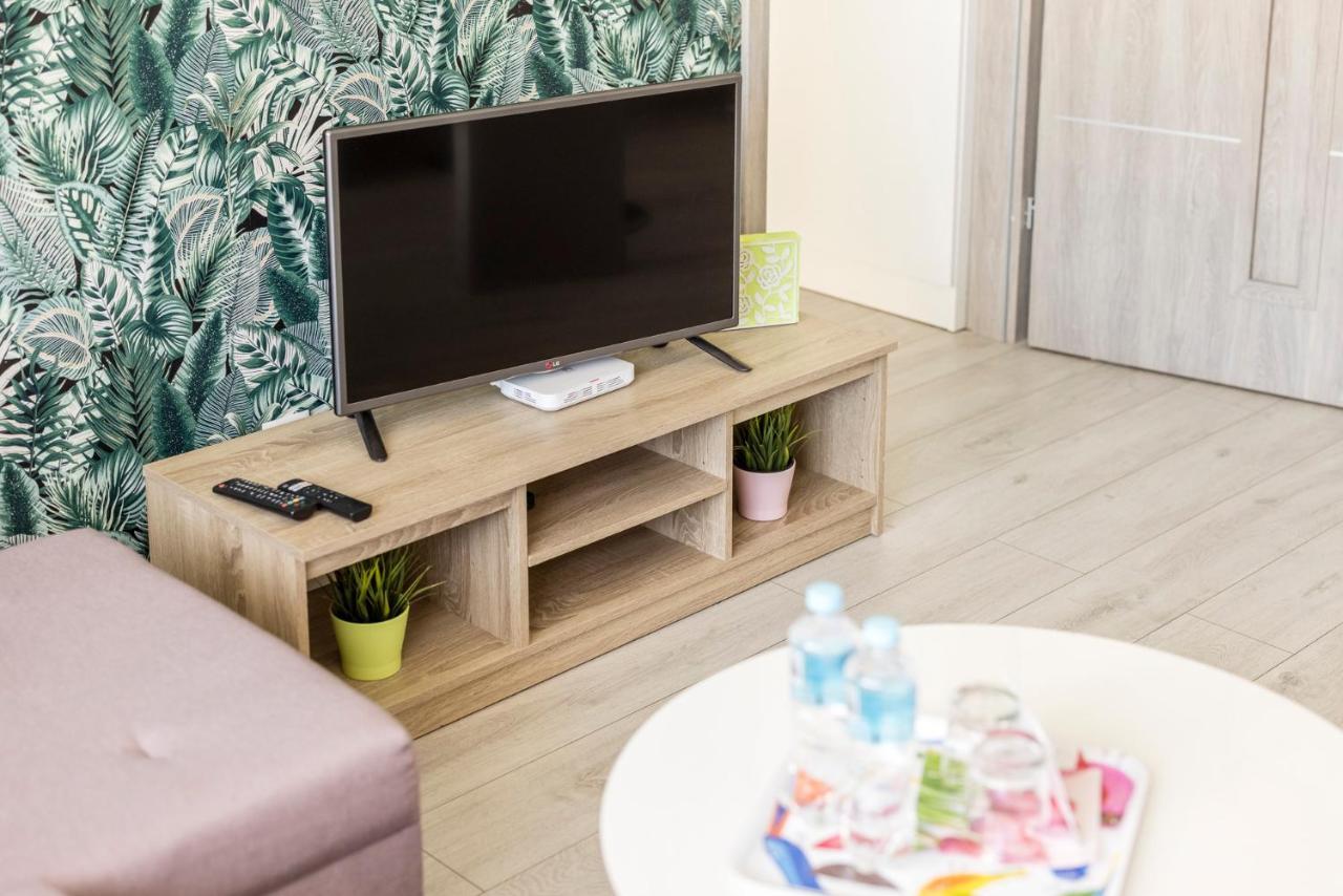 Apartamenty Stare Zoo Zajezdnia Poznan Bagian luar foto